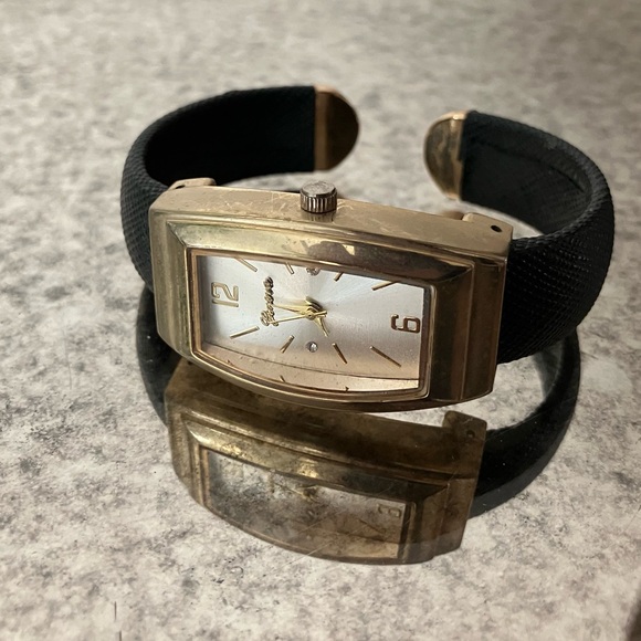 Geneva Watch - Picture 5 of 5